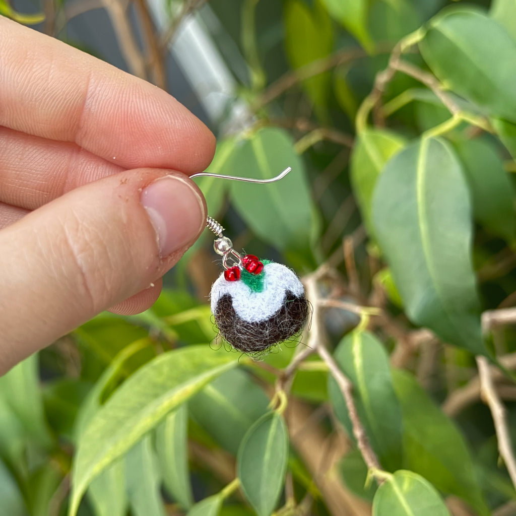 Felted Christmas Pudding Earrings image 1