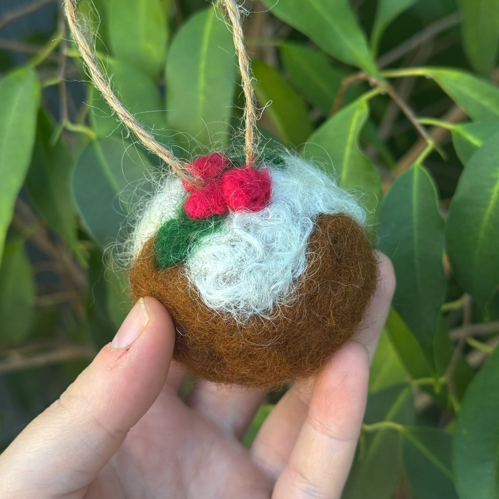 Felted Christmas Pudding Ornaments image 2