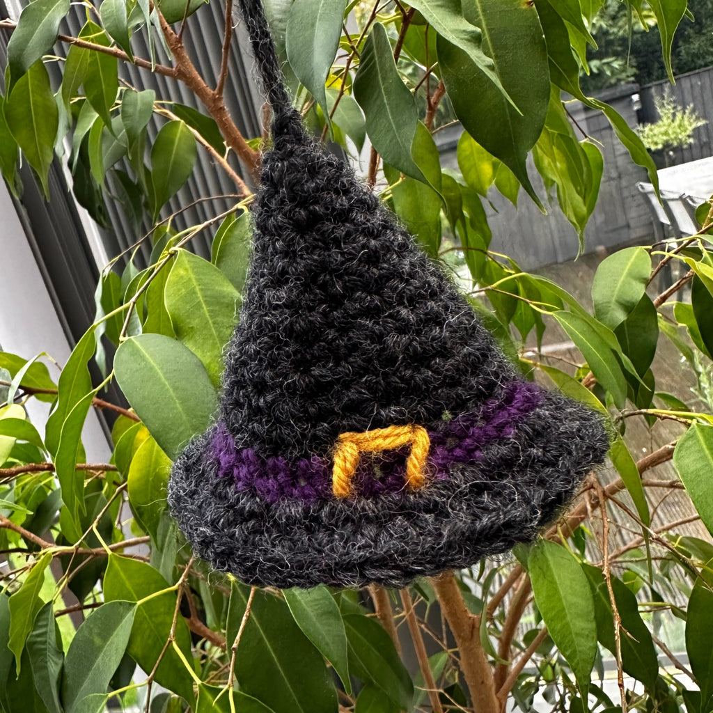 Crocheted Witches Hats image 0
