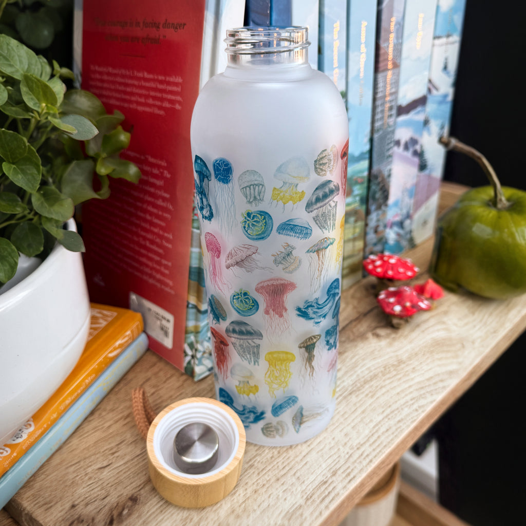 Jellyfish 25oz Glass Water bottle image 2