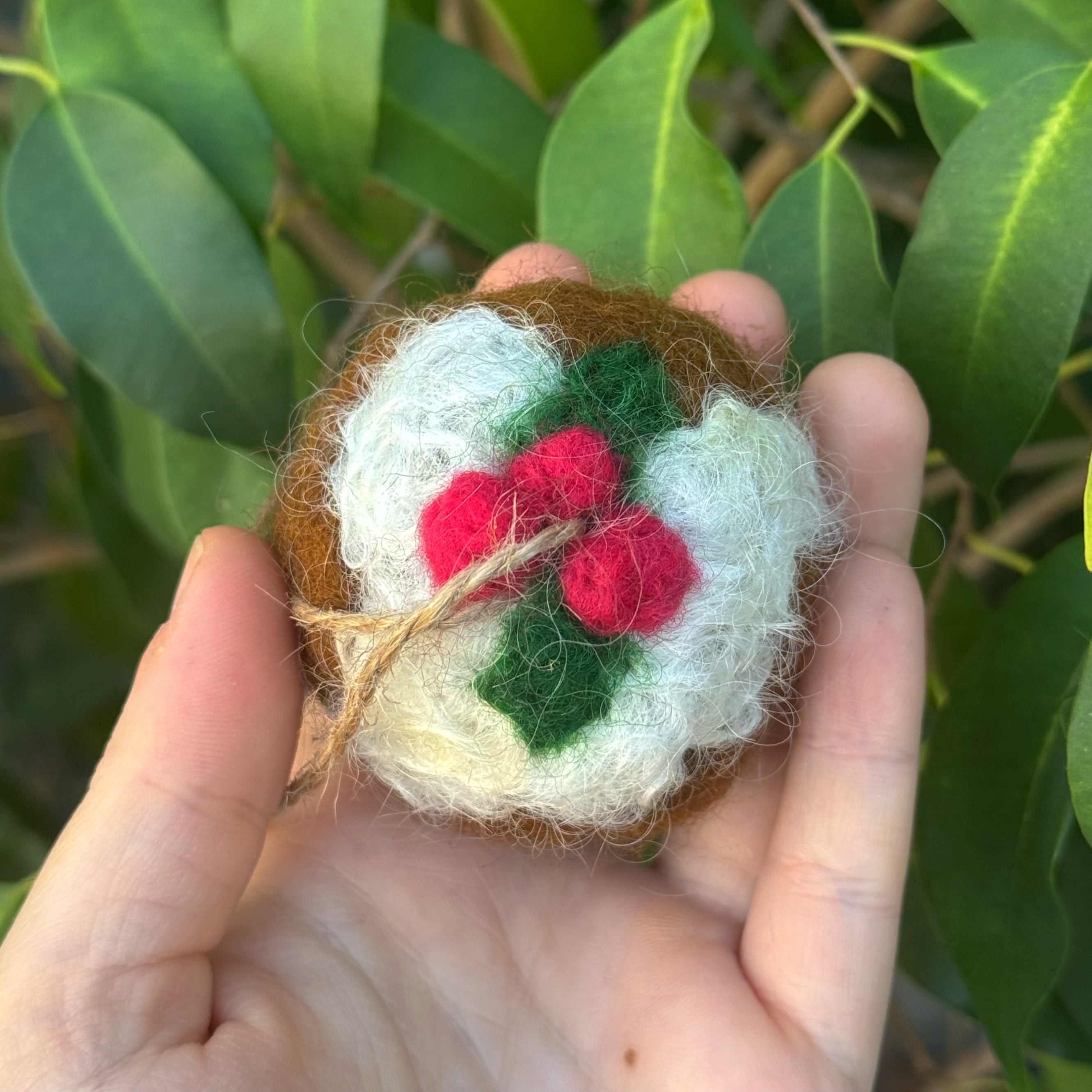 Felted Christmas Pudding Ornaments image 3